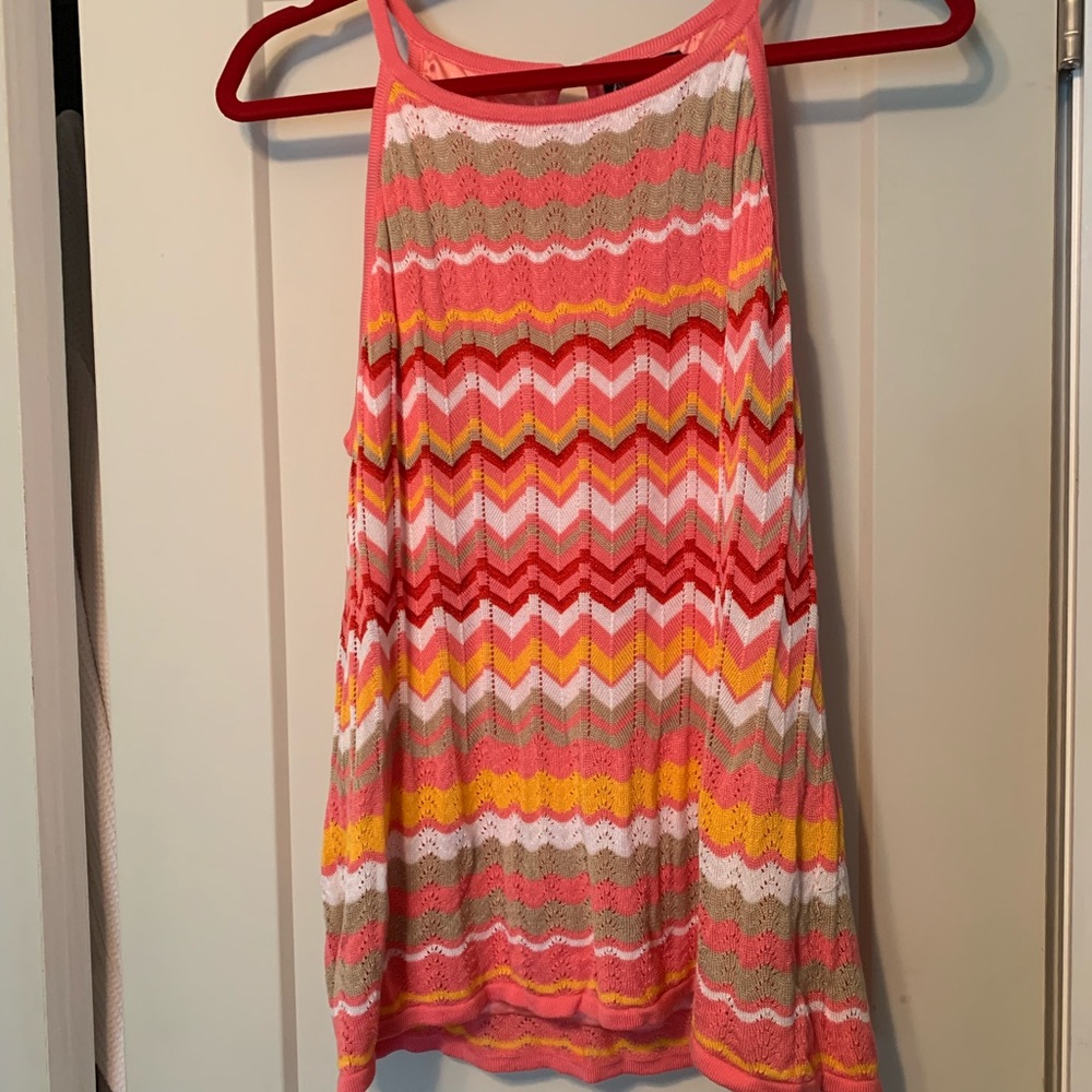 NY&CO chevron lined knit tank